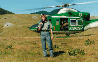 Giovanna con la divisa della Forestale